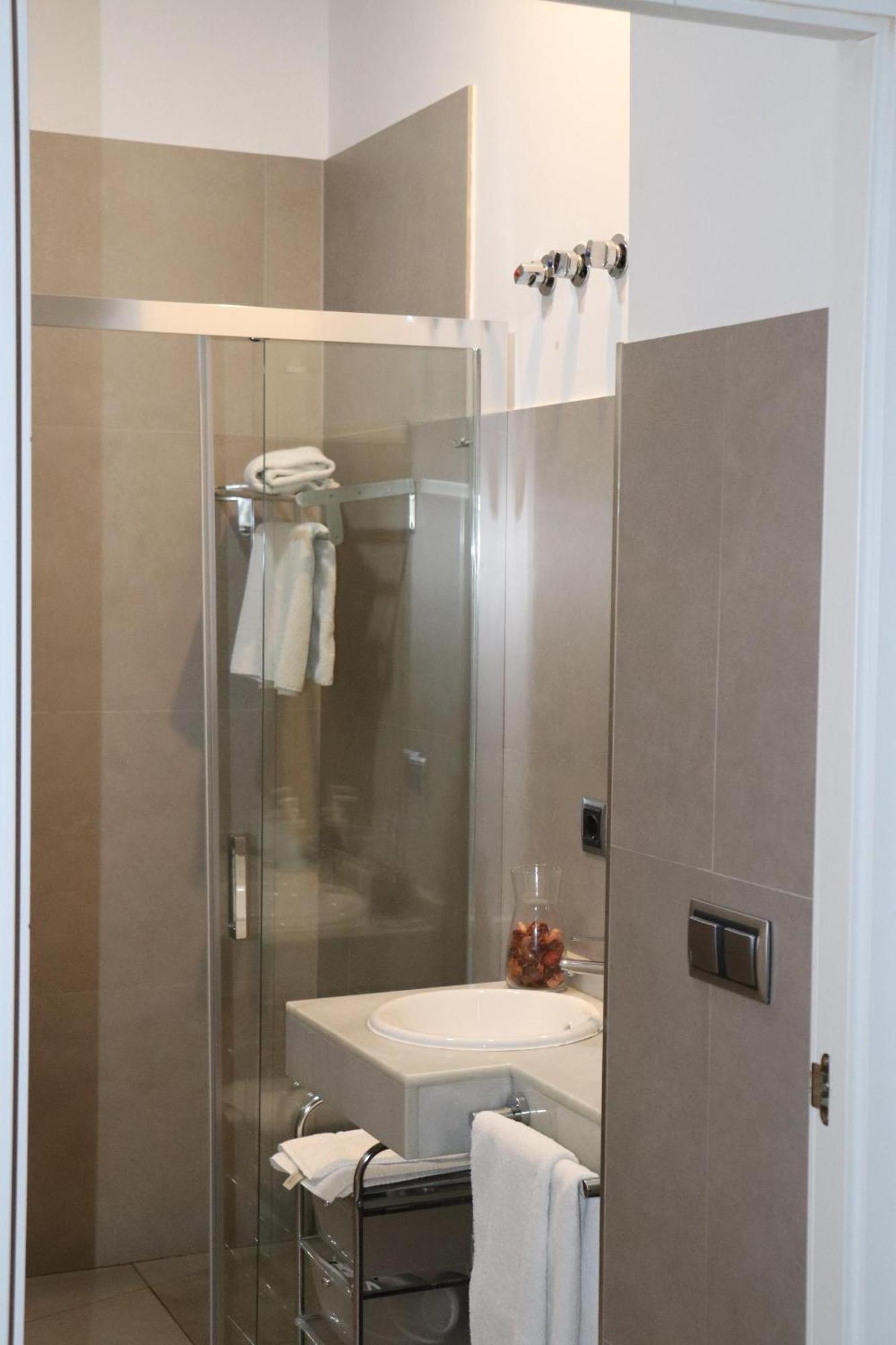 Apartamentos Reyes Catolicos 14 セビリア エクステリア 写真