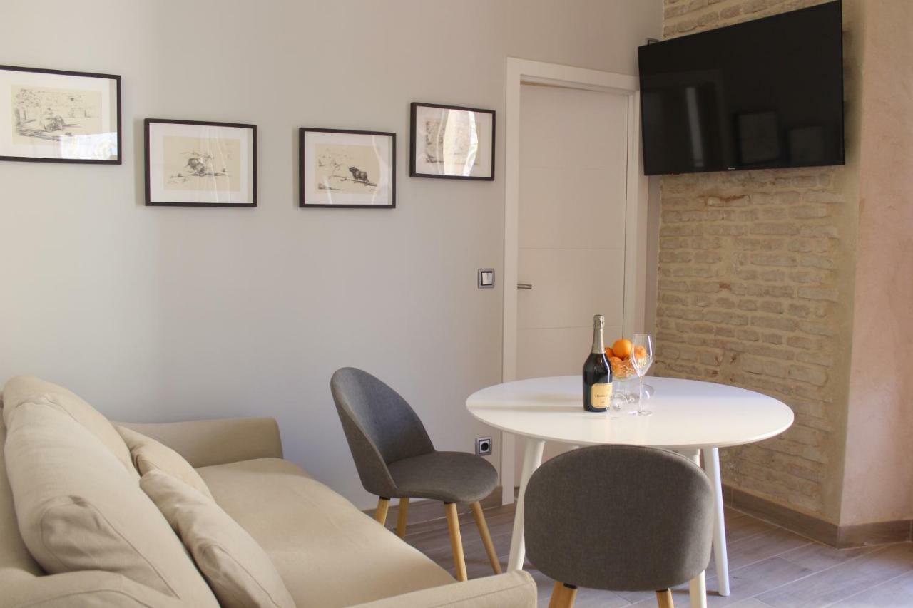 Apartamentos Reyes Catolicos 14 セビリア エクステリア 写真